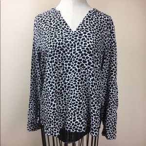 Two‎ Vince Camuto Animal Print Blouse